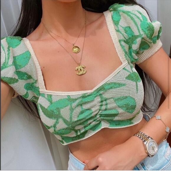 Zara Tops - Zara Green Leaf Puff Sleeve Knit Crop Top Size Small